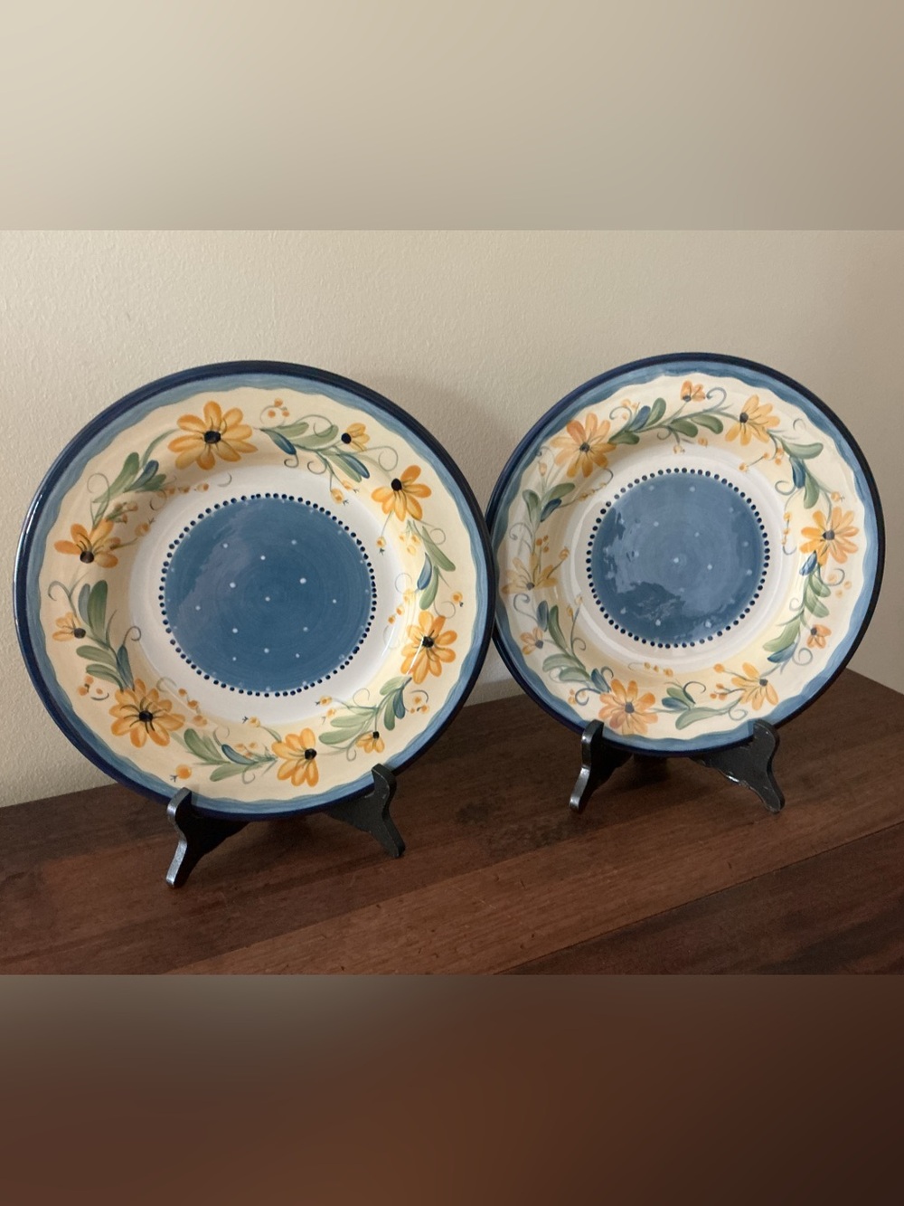 Tabletops Gallery Bella Flora Hand Painted Dinner Plates Set of 2